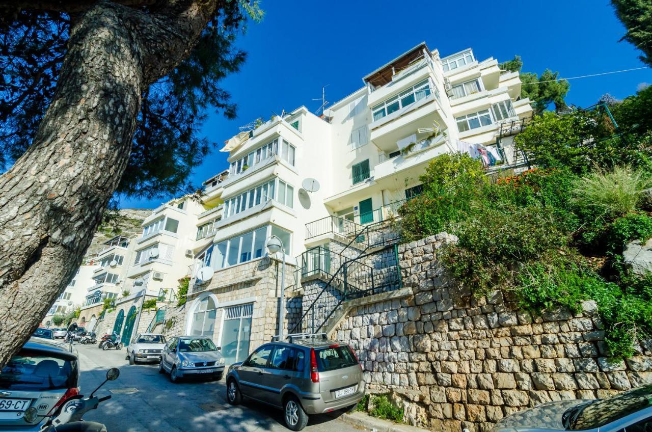 Sun City Apartment Дубровник Экстерьер фото